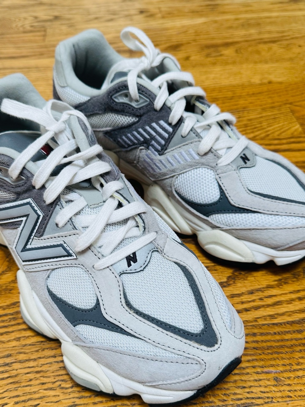 New Balance 9060